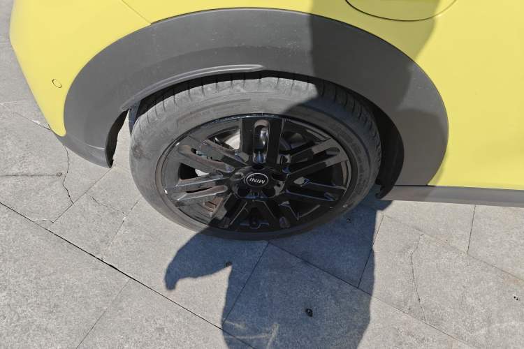 Used MINI 2025 1.5T COOPER Classic Edition