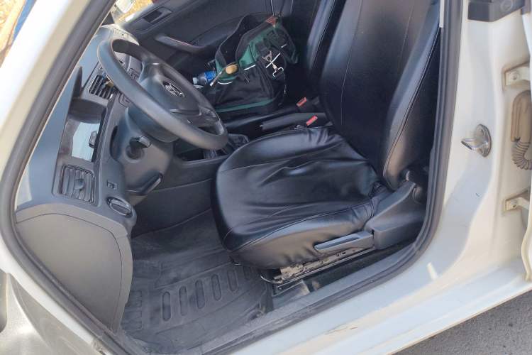 Used Volkswagen Santana 2018 1.5L Manual Fashion Edition Left Front Seat