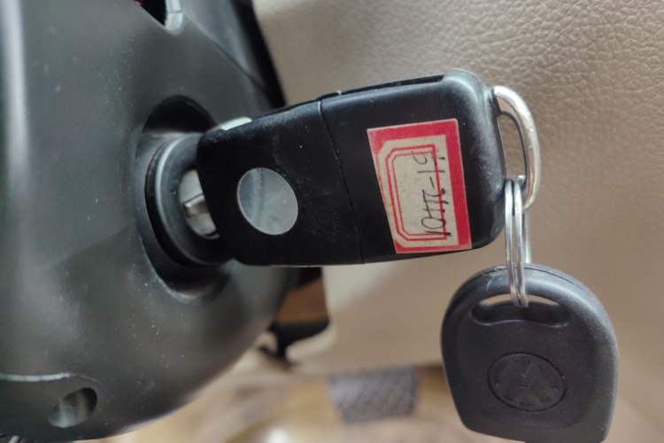 Used Volkswagen Bora 2011 1.6L Manual Fashion Edition
