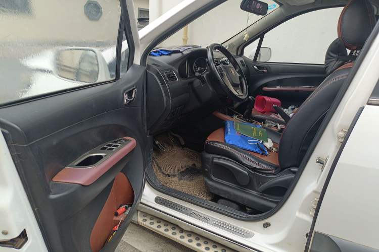 Used FORTHING Joyear X5 2015 1.6L Manual Luxury Model