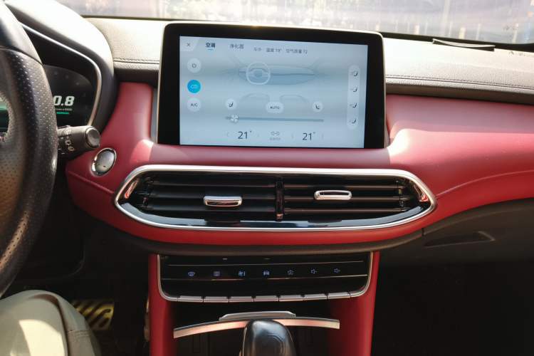 Used MG HS 2018 30T Automatic All-Wheel Drive Trophy Hormone-Infused Version China V Standard Audio And AC Panel