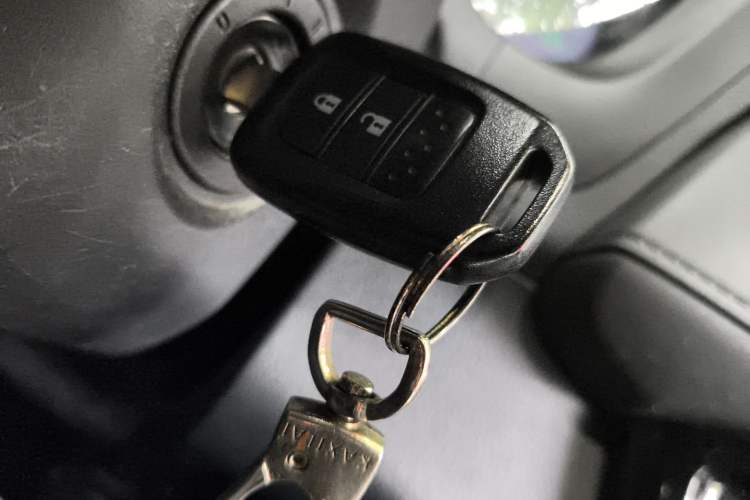 Used Honda XR-V 2015 1.8L EXi CVT Comfort Version
