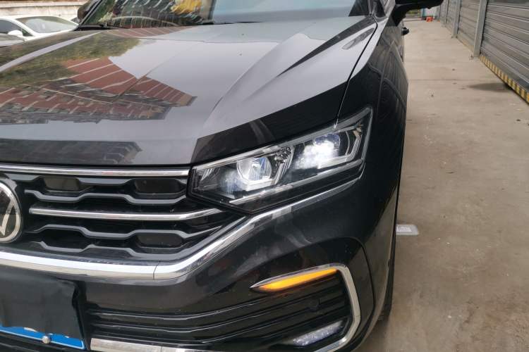 Used Volkswagen Tayron X 2020 380TSI Four-Wheel Drive Flagship Smart Connectivity Version Left Front Headlight