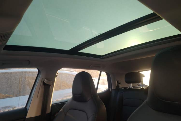 Used Volkswagen Tharu 2025 NewRui 300TSI Prestige Edition
