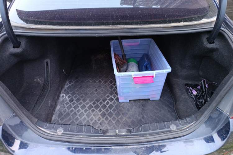 Used BMW 5 Series 2013 525Li Luxury Model Trunk