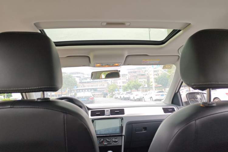 Used Skoda Rapid 2019 1.5L Automatic Comfort Edition China VI Standard