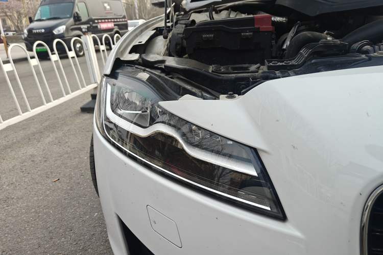 Used Jaguar XFL 2018 XFL 2.0T 250 PS Luxury Edition
