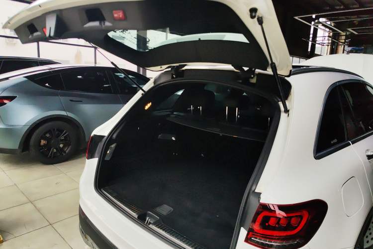 Used Mercedes-Benz GLC 2021 GLC 260 L 4MATIC Dynamic Edition
