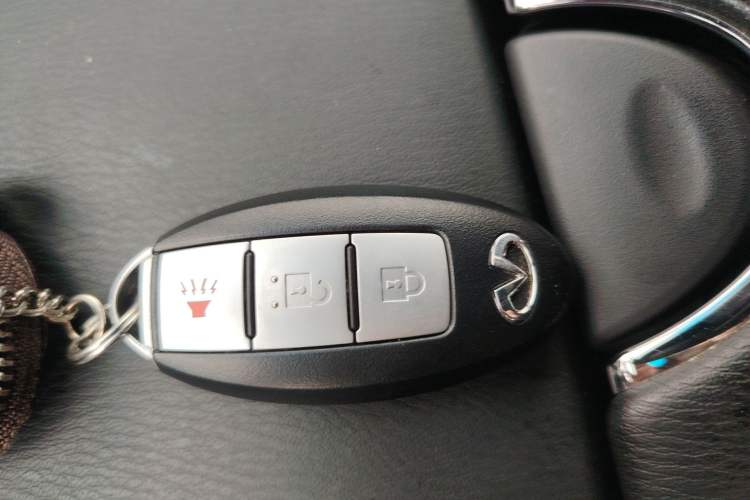 Used Infiniti QX50 2015 2.5L Comfort Edition