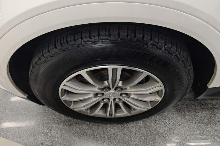 Used Cadillac XT5 2018 28T Four-Wheel Drive Luxury Model