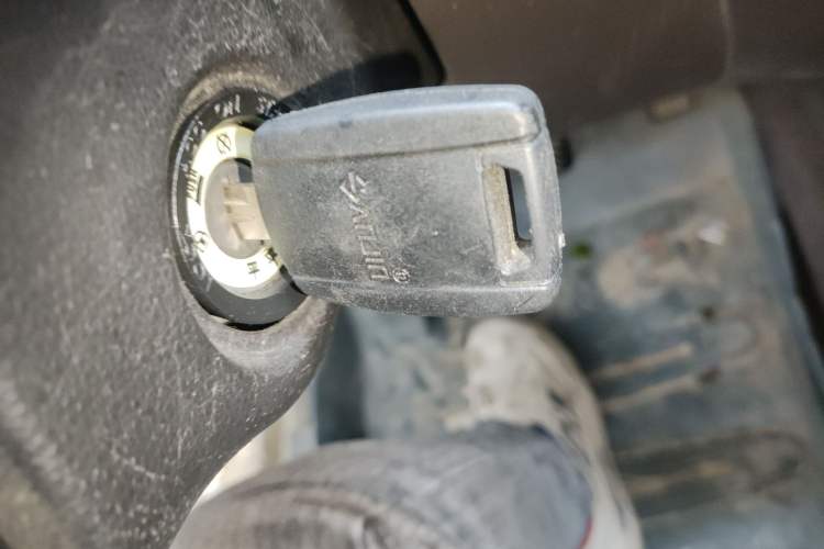 Used Wuling Hongguang V 2019 1.5L Jingqu Version China VI LAR