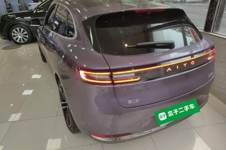 Used Hima AITO M5 2025 Extended-Range Ultra All-Wheel-Drive Version
