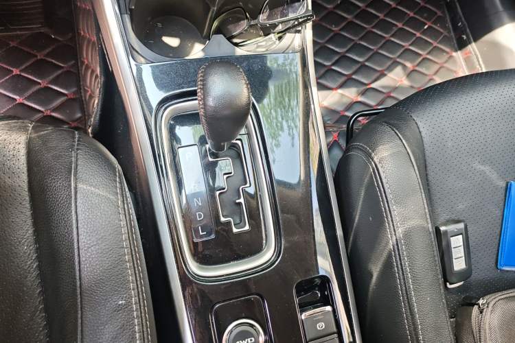 Used Mitsubishi Outlander 2018 2.4L 4x4 Elite Edition 5 Seats
