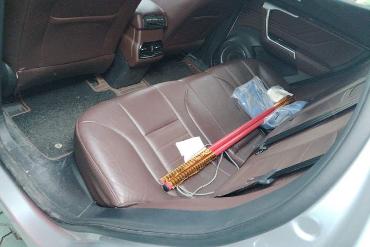 Used Wey VV5 2017 2.0T Flagship Edition Left Rear Seat