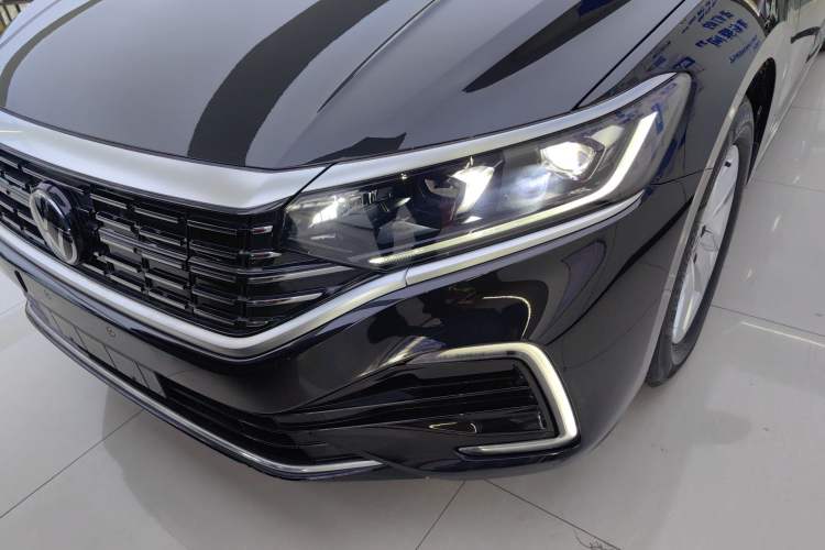 Used Volkswagen Passat New Energy 2025 430 PHEV Hybrid Business Edition Left Front Headlight