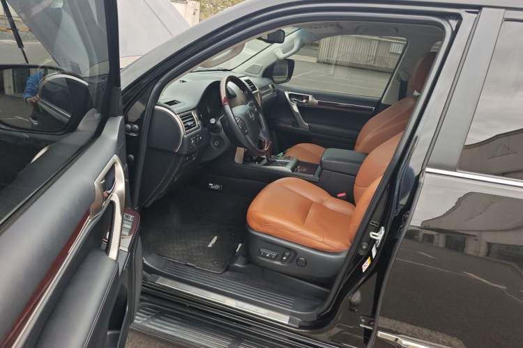 Used Lexus GX 2014 400 Prestige Edition
