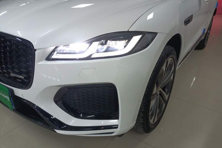 Used Jaguar F-PACE 2024 P250 R-Dynamic HSE Left Front Headlight