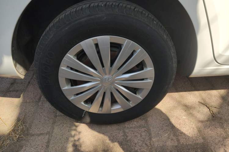 Used Volkswagen Santana 2018 1.5L Manual Fashion Edition Right Rear Wheel Hub