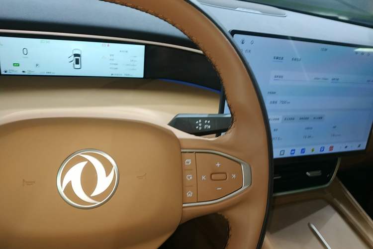 Used Dongfeng Aeolus L8 2025 Model 185KM Dream Edition
