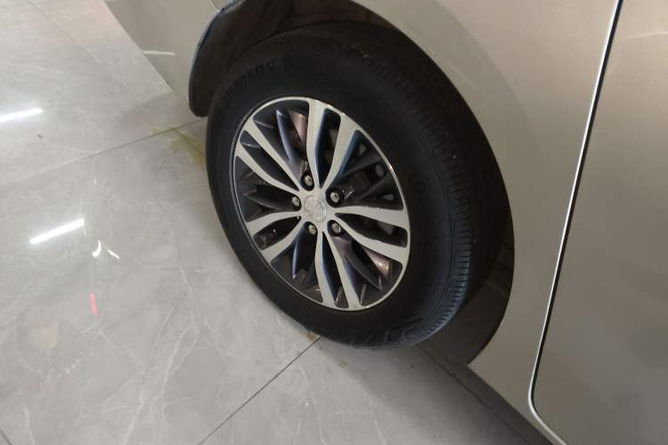 Used Buick GL8 2022 ES Landtrek 653T Luxury Edition
