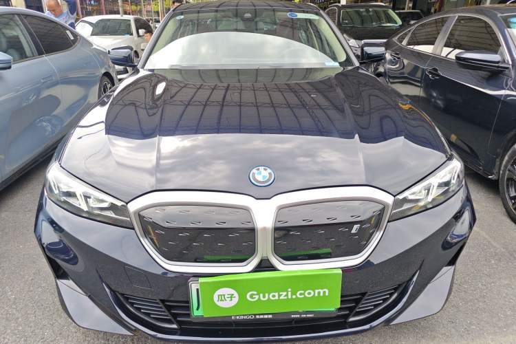 Used BMW i3 2022 eDrive 35 L Front