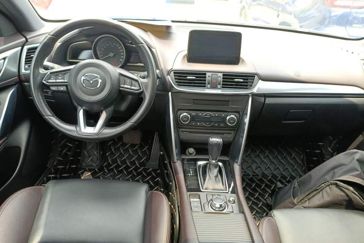 Used Mazda CX-4 2018 2.0L Automatic Two-Wheel Drive Blue Sky Luxury Edition
