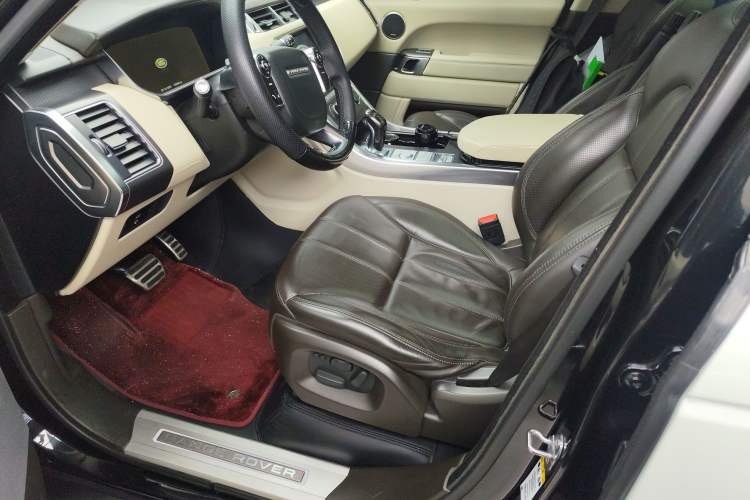 Used Land Rover Range Sport 2014 3.0 SC V6 HSE DYNAMIC Left Front Seat