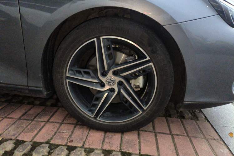 Used MG 7 2023 1.5T DCT Luxurious Supreme Edition Right Front Wheel Hub