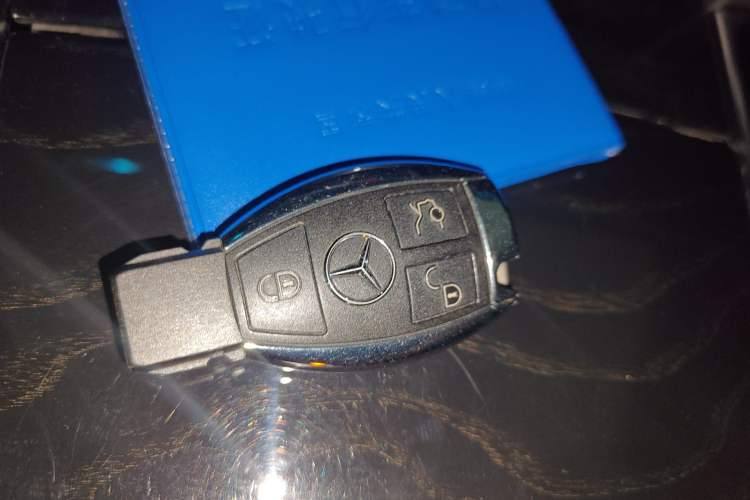 Used Mercedes-Benz E-Class 2015 E 260 L Sport Edition Vehicle Key