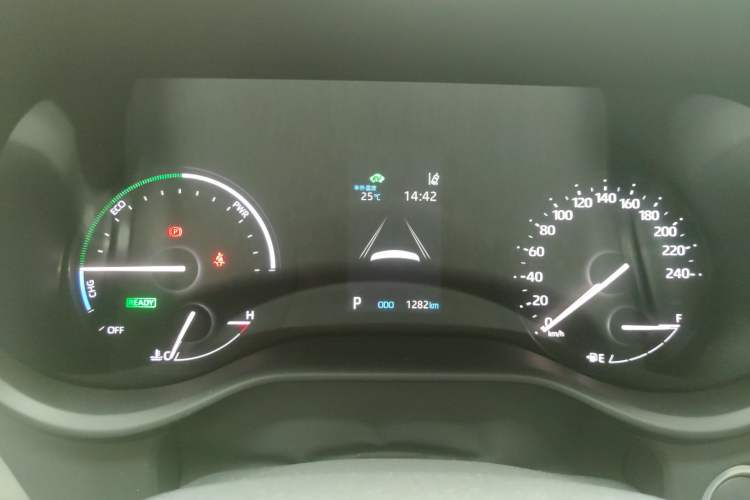 Used Toyota Sienna 2026 Model 2.5L Dual-Engine Two-Wheel-Drive Comfort Edition