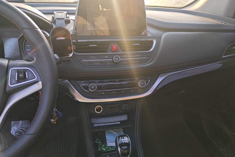 Used JAC Group Refine S3 2017 1.6L Manual Luxury Smart Model
