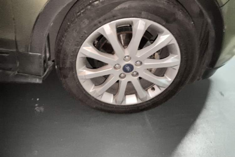 Used Ford Kuga 2015 1.5L GTDi Two-Wheel Drive Fashion Edition
