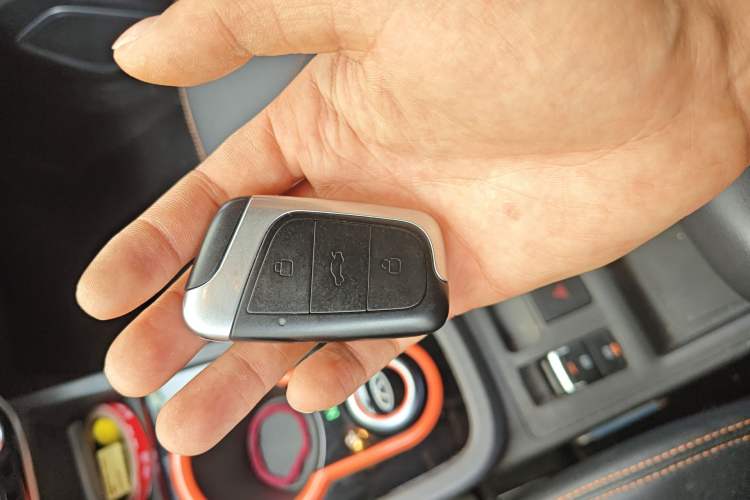 Used Chery QQ Little Ant 2021 150 000 Yuan Ant Fan Edition Ant Trend Version Lithium-Ion Battery
