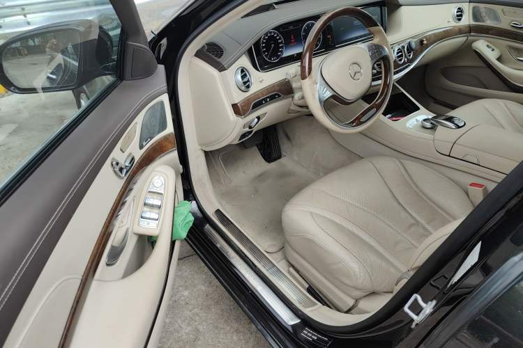 Used Mercedes-Benz S-Class 2016 S 320 L Luxury Model
