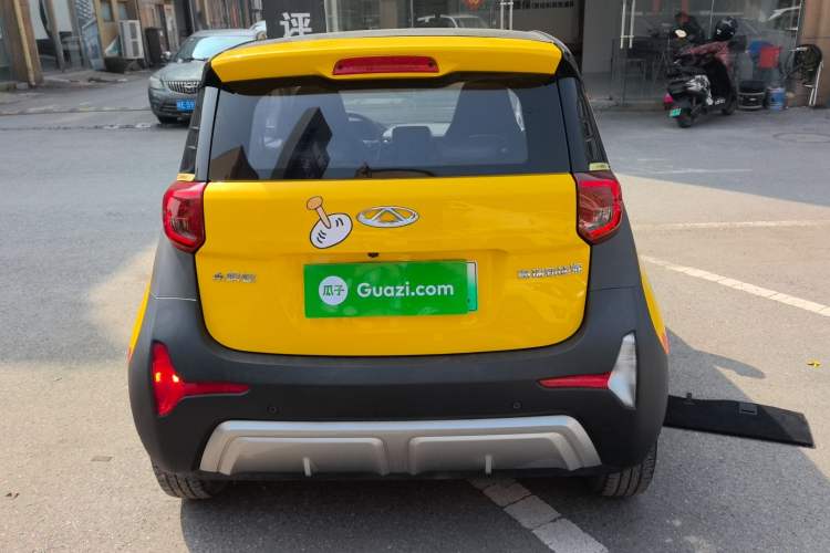 Used Chery Little Ant 2022 Revised Version Sweet Pink Edition Half-Sugar Version Lithium Iron Phosphate 30.7 kWh 30 kW 301 km
