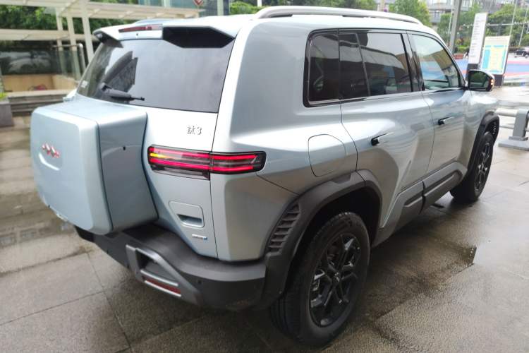 Used Formula Leopard Titanium 3 2025 501 km Range Rear-Wheel Drive Intelligent Driving Max Edition Rear Right 45 Deg