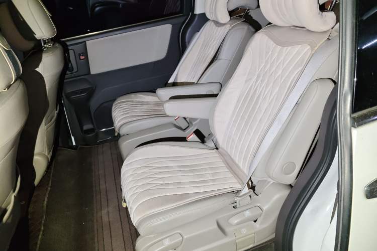 Used Honda Odyssey 2017 2.4L Luxury Edition Left Rear Seat