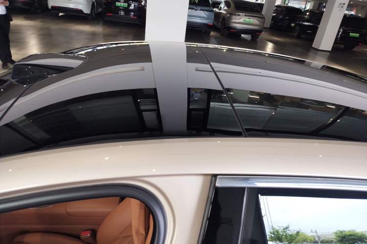 Used Hima S800 2025 Model, Pure Electric Starlight Premium Edition, 5 Seats