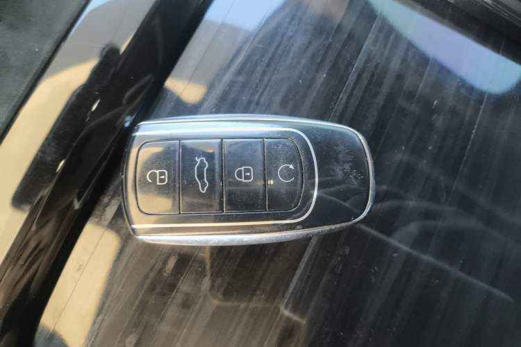 Used EXEED Stellar 2023 400T Two-Wheel Drive Comfort Edition