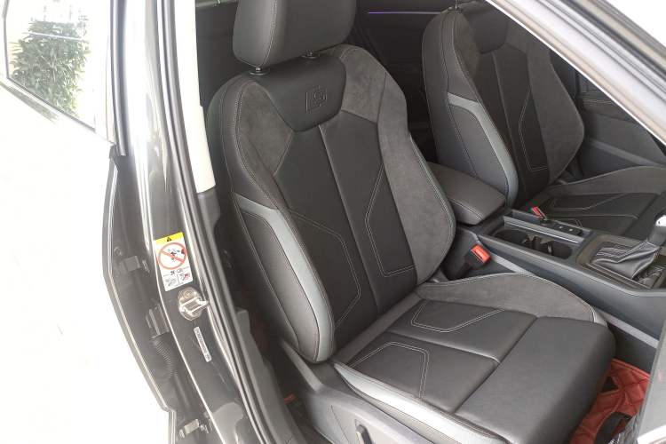 Used Audi Q3 Sportback 2022 40 TFSI Fashion Model Right Front Seat