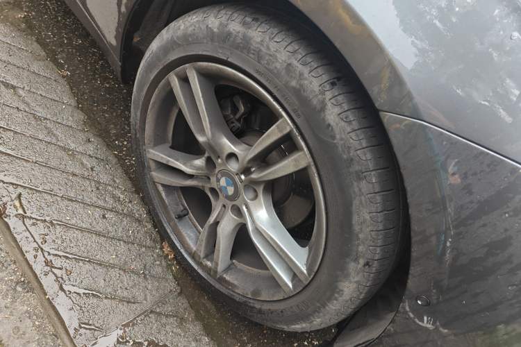 Used BMW 3 Series GT 2019 320i M Sport Right Front Wheel Hub