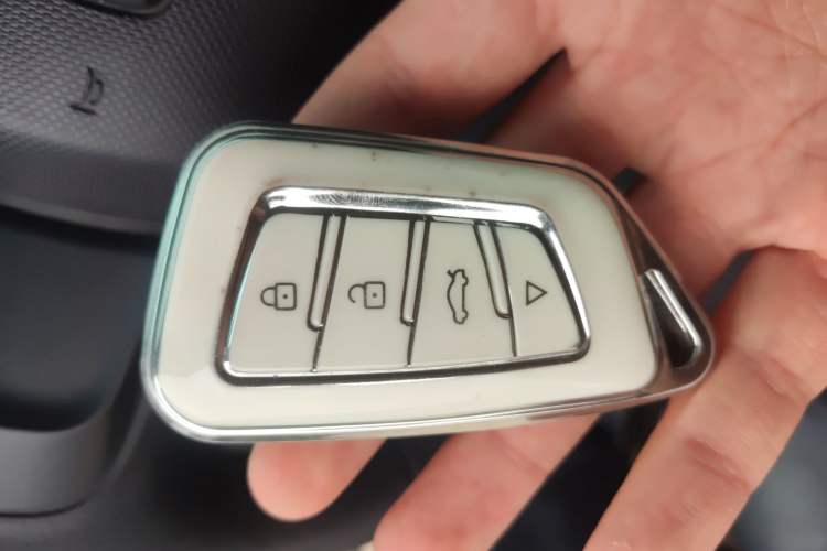 Used Roewe Clever 2022 311km QiQi BoBo Edition
