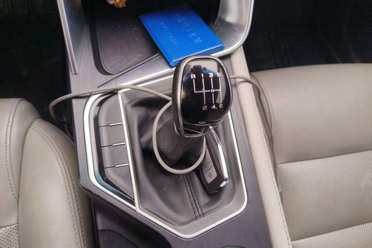 Used Geely Auto Binray 2018 14T Manual Binzhi Edition
