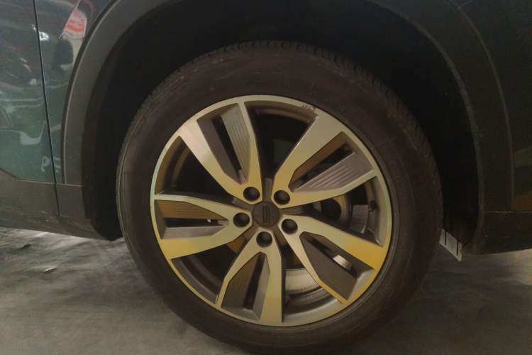 Used Geely Auto Haoyue 2022 1.8TD DCT Luxury 7-Seater Exterior 4