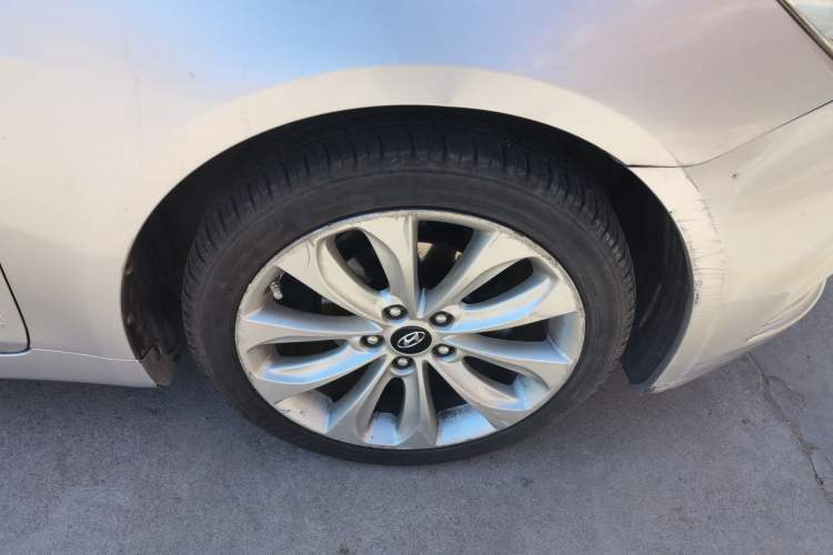 Used Hyundai Sonata 2011 2.0L Automatic Supreme Edition
