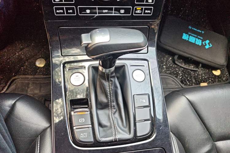 Used Hongqi H5 2018 30TD Smart Connect Dynamic Edition
