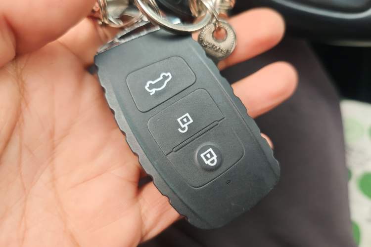 Used Bestune X40 2019 1.6L Manual Luxury Edition China V Vehicle Key