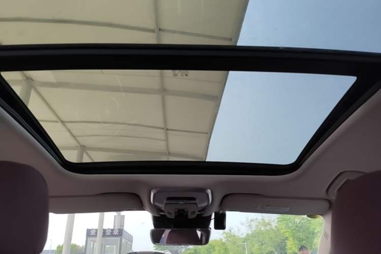 Used Hongqi H5 2023 2.0T Automatic Smart Connect Flagship Edition
