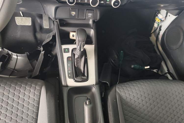 Used Honda Fit 2023 1.5L CVT Trend Edition Gear Lever