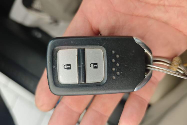 Used Honda Jade 2014 1.8L Automatic Comfort Elite Version 5 Seats
